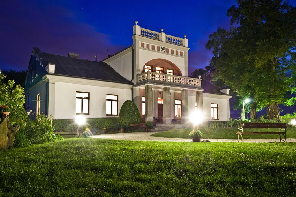 Agropark - Dworek Pod Lipa Sobków Dış mekan fotoğraf