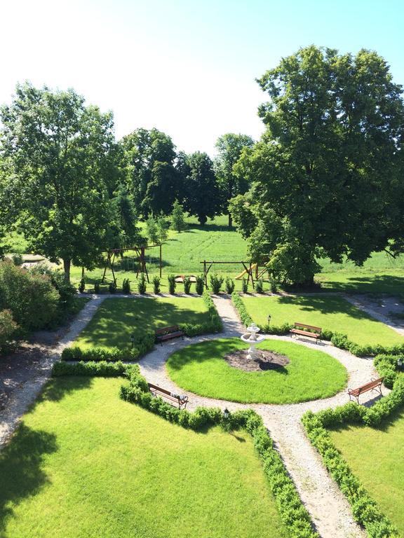 Agropark - Dworek Pod Lipa Sobków Dış mekan fotoğraf